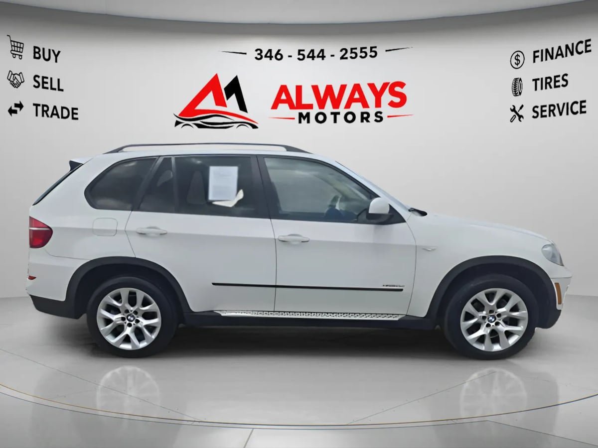 Used 2012 BMW X5 xDrive35i w/ Convenience Pkg AWD/4WD image 3