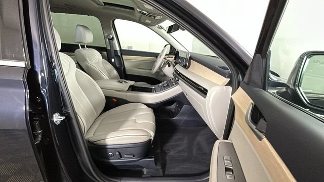 Used 2024 Hyundai Palisade Limited AWD/4WD image 30