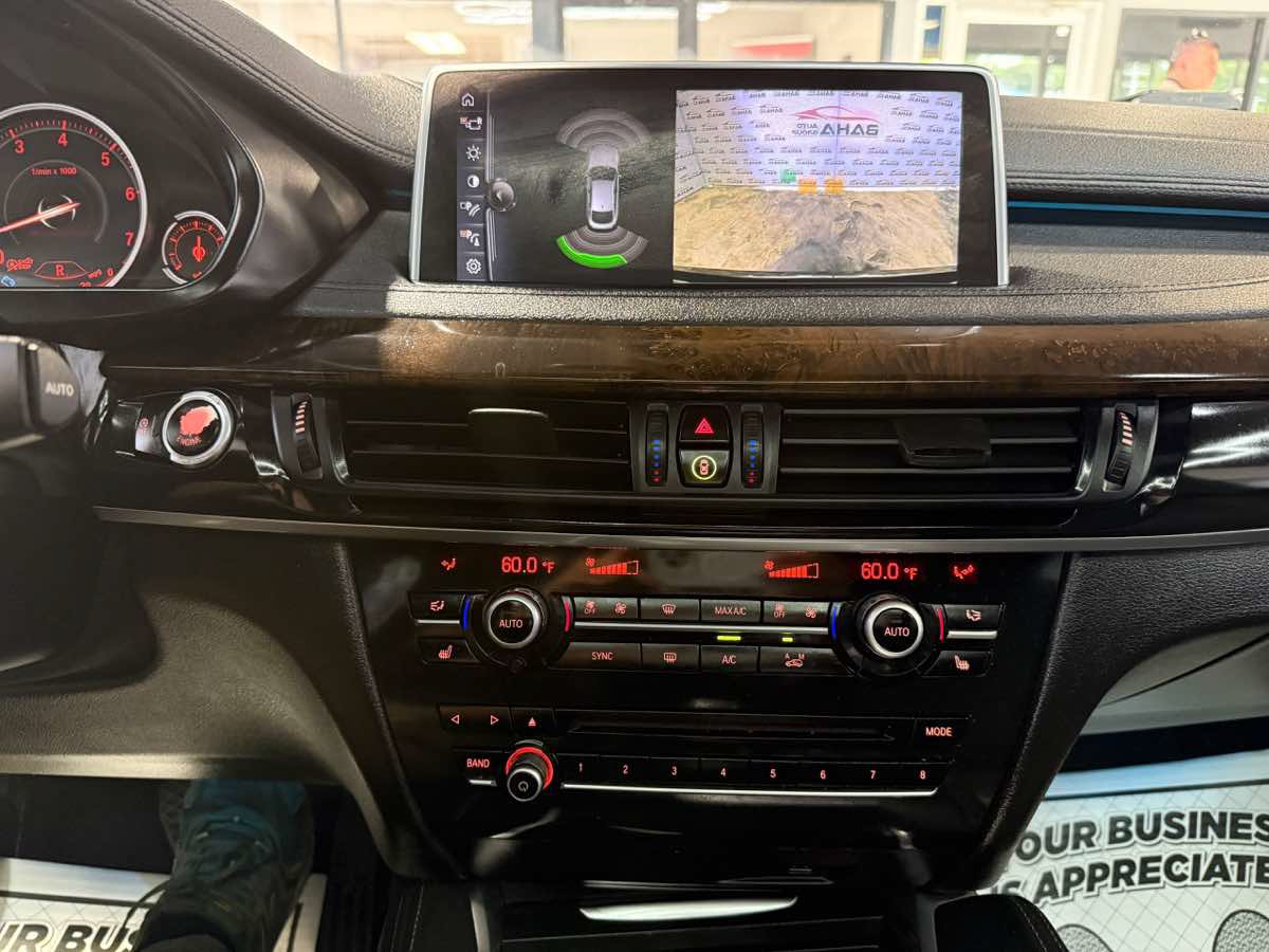 Used 2017 BMW X6 sDrive35i RWD image 14