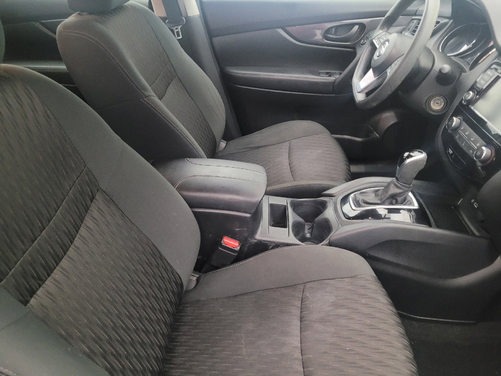 Used 2020 Nissan Rogue S FWD image 21