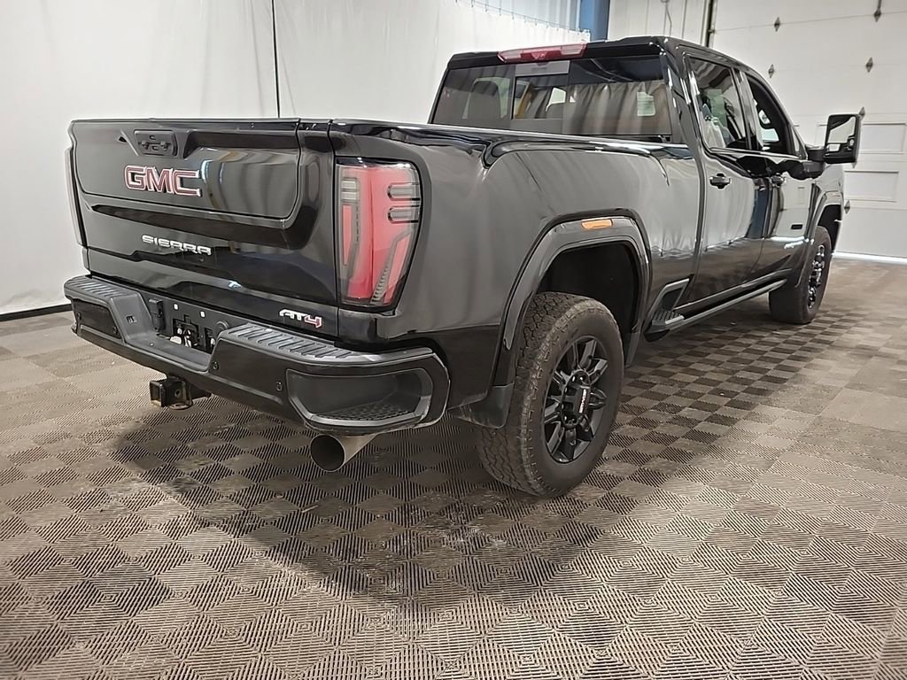 Used 2024 GMC Sierra 2500 AT4 w/ AT4 Premium Plus Package image 4