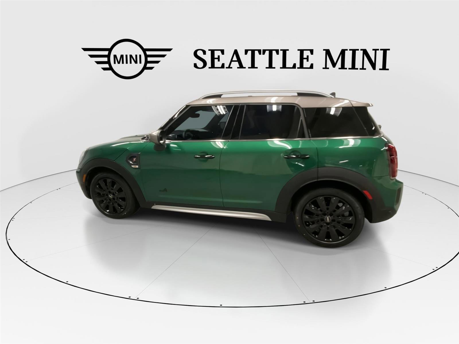 Certified 2023 MINI Cooper Countryman S w/ Signature Upholstery Package image 6