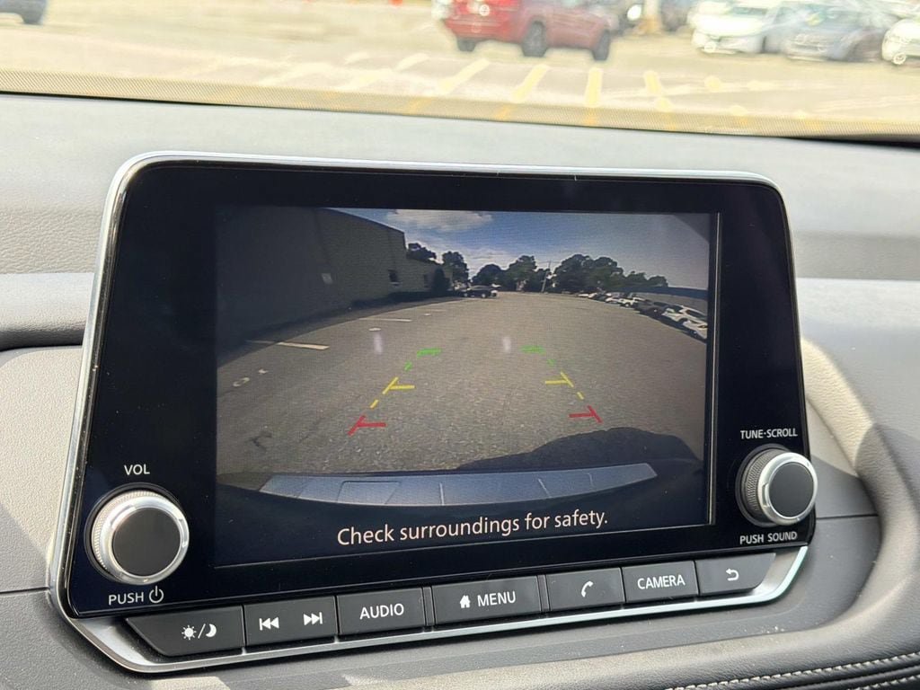 Certified 2024 Nissan Rogue SV AWD/4WD image 29