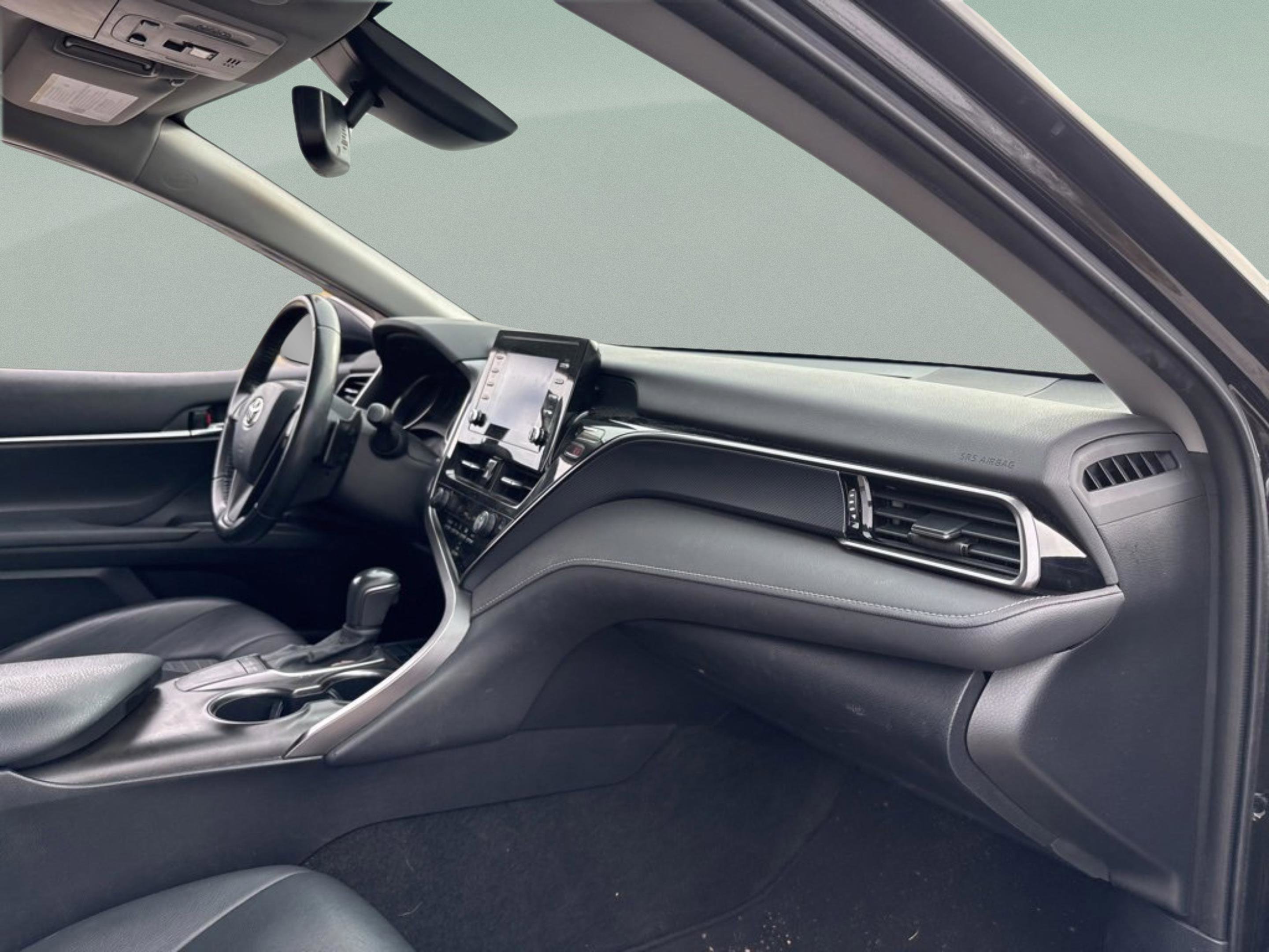 Certified 2023 Toyota Camry SE image 28