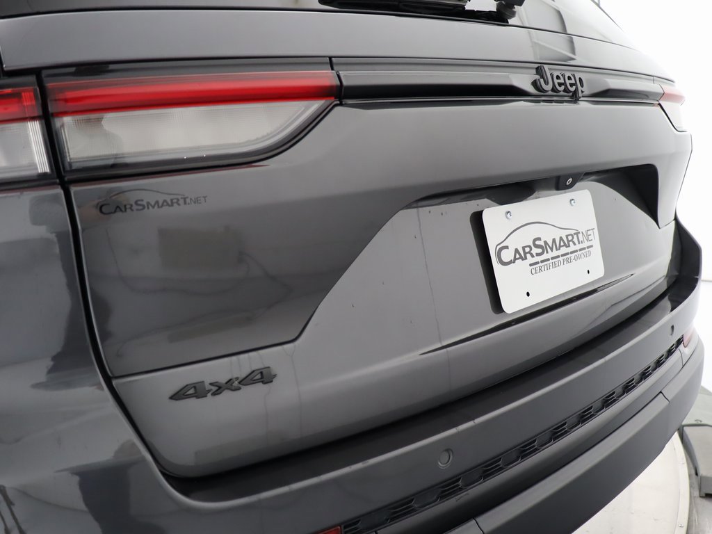 Used 2022 Jeep Grand Cherokee Altitude image 28