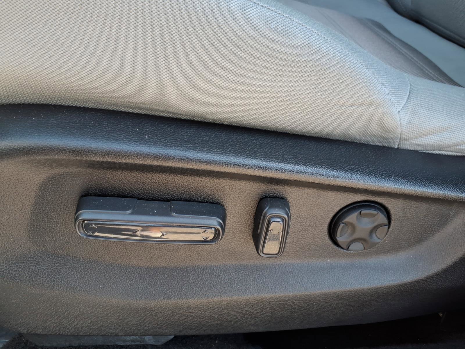 Used 2022 Honda CR-V EX image 23