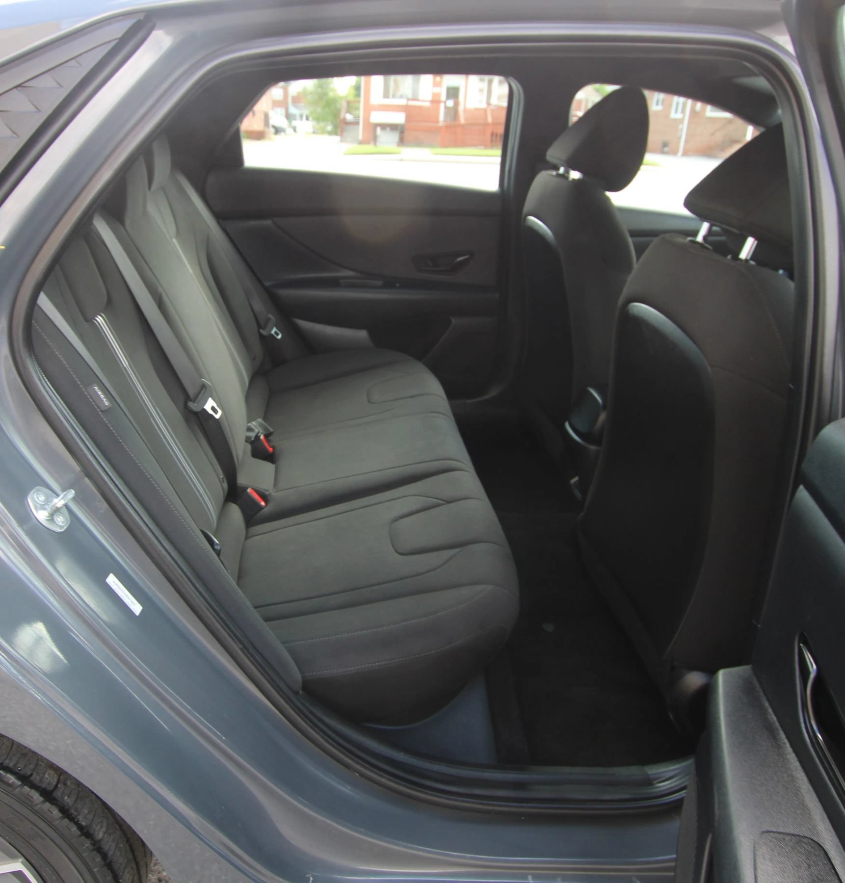 Used 2025 Hyundai Elantra Sport FWD image 12