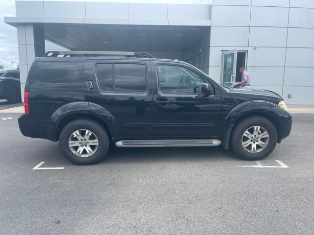 Used 2010 Nissan Pathfinder SE w/ SE Premium Journey Pkg AWD/4WD image 4
