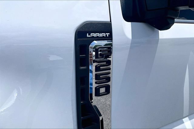 Used 2024 Ford F250 Lariat w/ Chrome Package AWD/4WD image 33