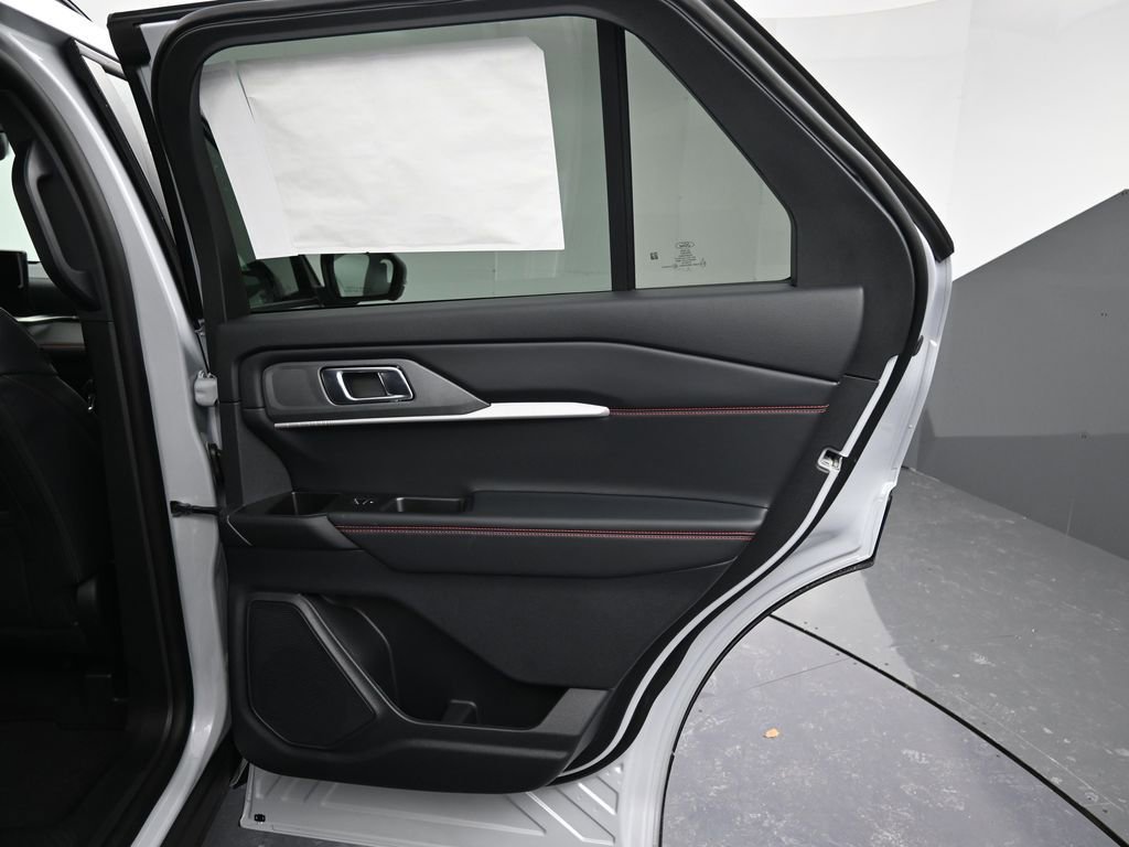 New 2026 Ford Explorer ST-Line w/ ST-Line Street Pack image 29