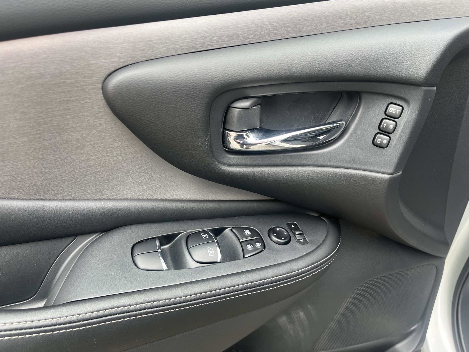 Used 2024 Nissan Murano SL image 18