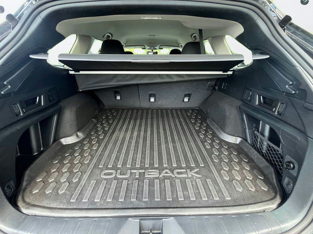 Used 2023 Subaru Outback Premium AWD/4WD image 27