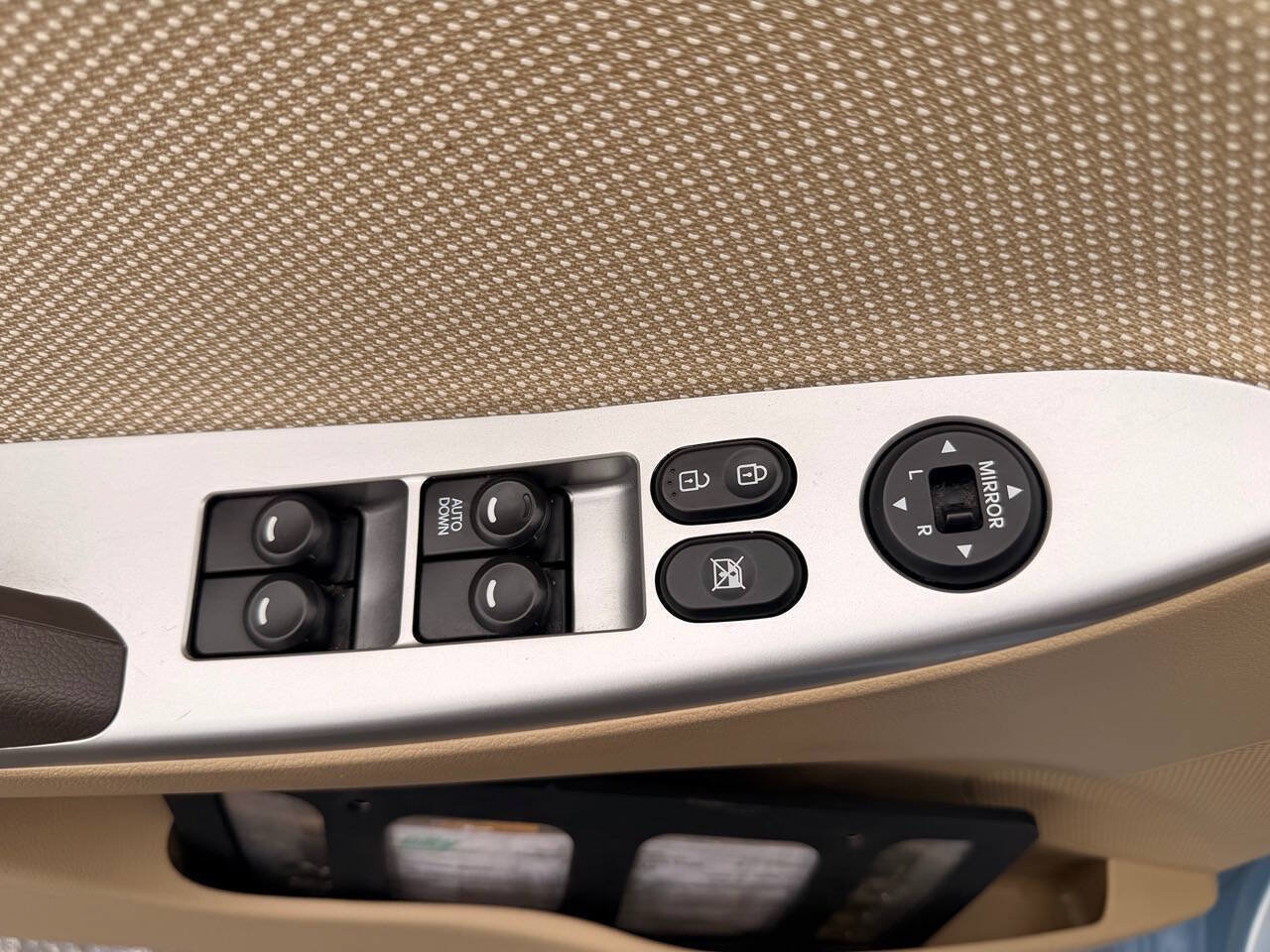 Used 2014 Hyundai Accent GLS FWD image 33