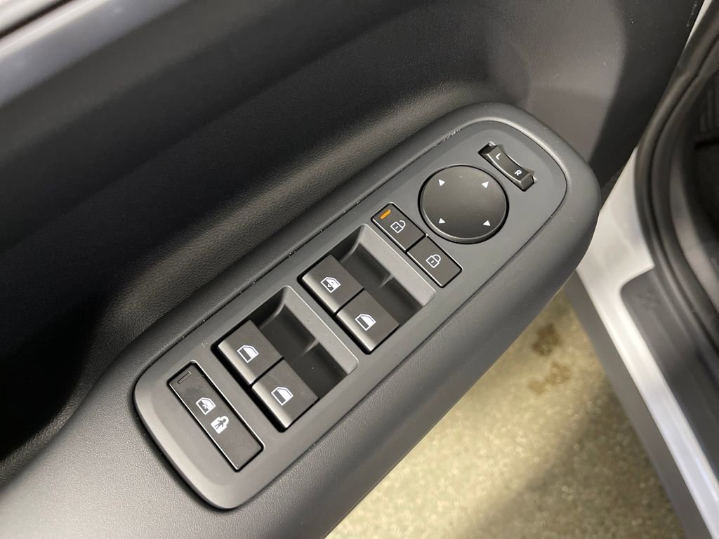 New 2026 Hyundai Santa Fe SE FWD image 18
