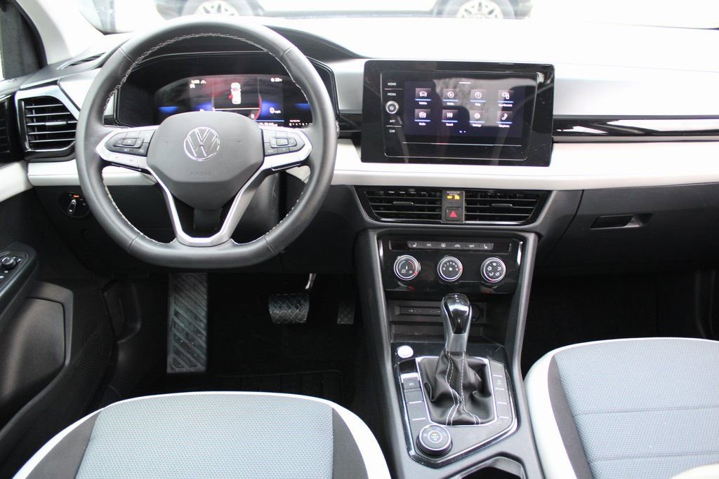 Certified 2025 Volkswagen Taos S image 19