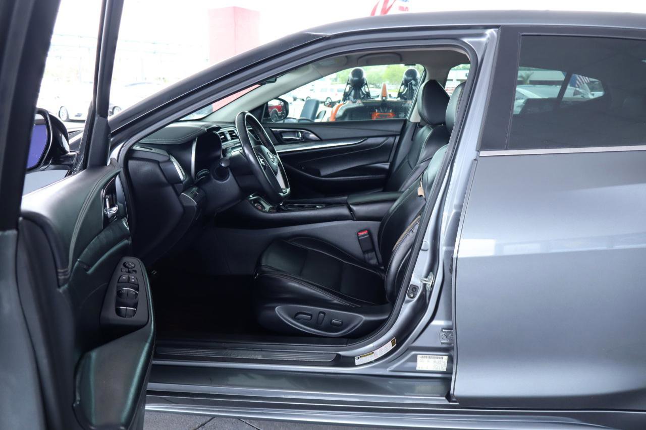Used 2020 Nissan Maxima 3.5 SV w/ Floor Mat Group FWD image 15