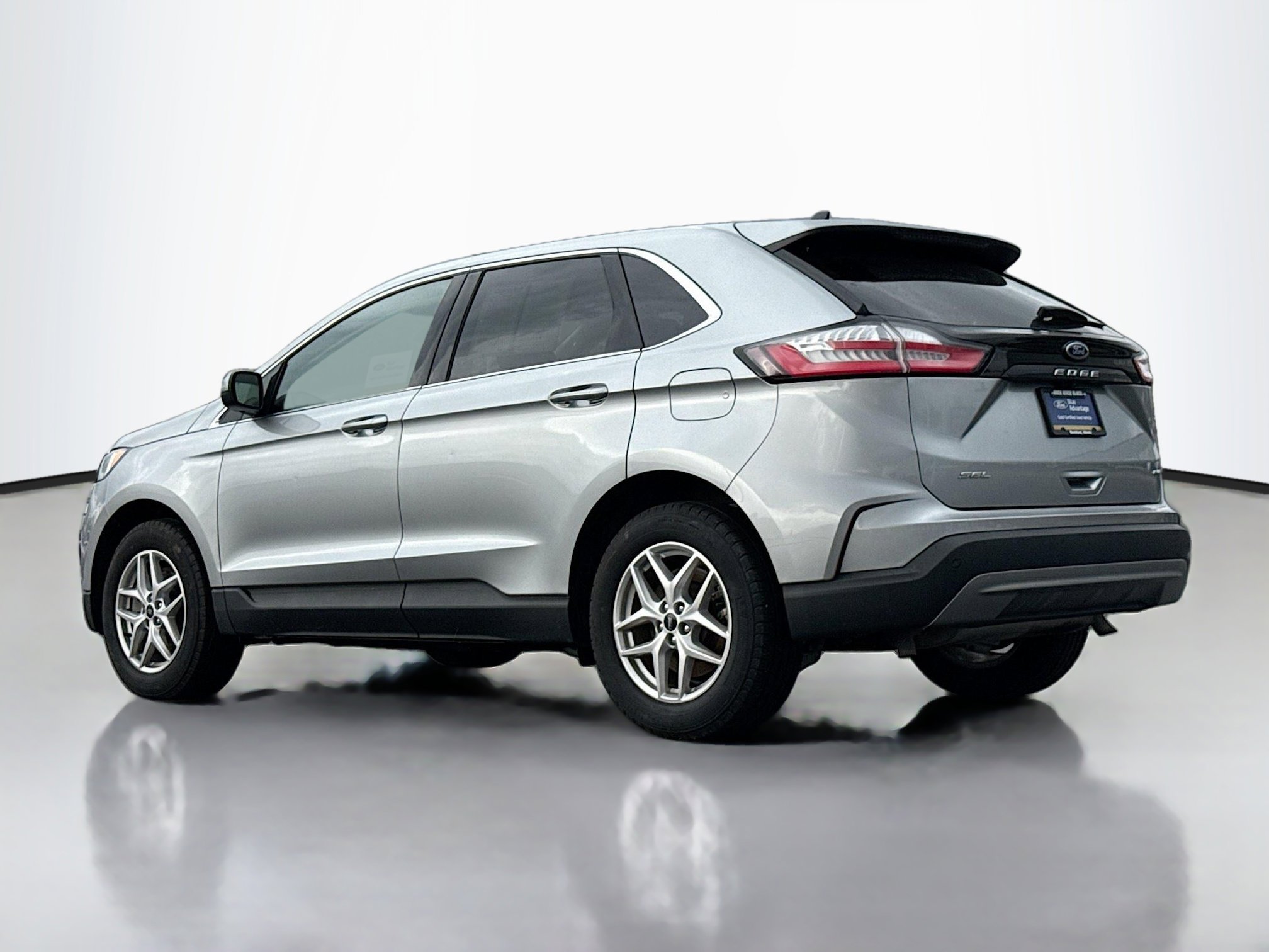 Certified 2024 Ford Edge SEL w/ Convenience Package image 13