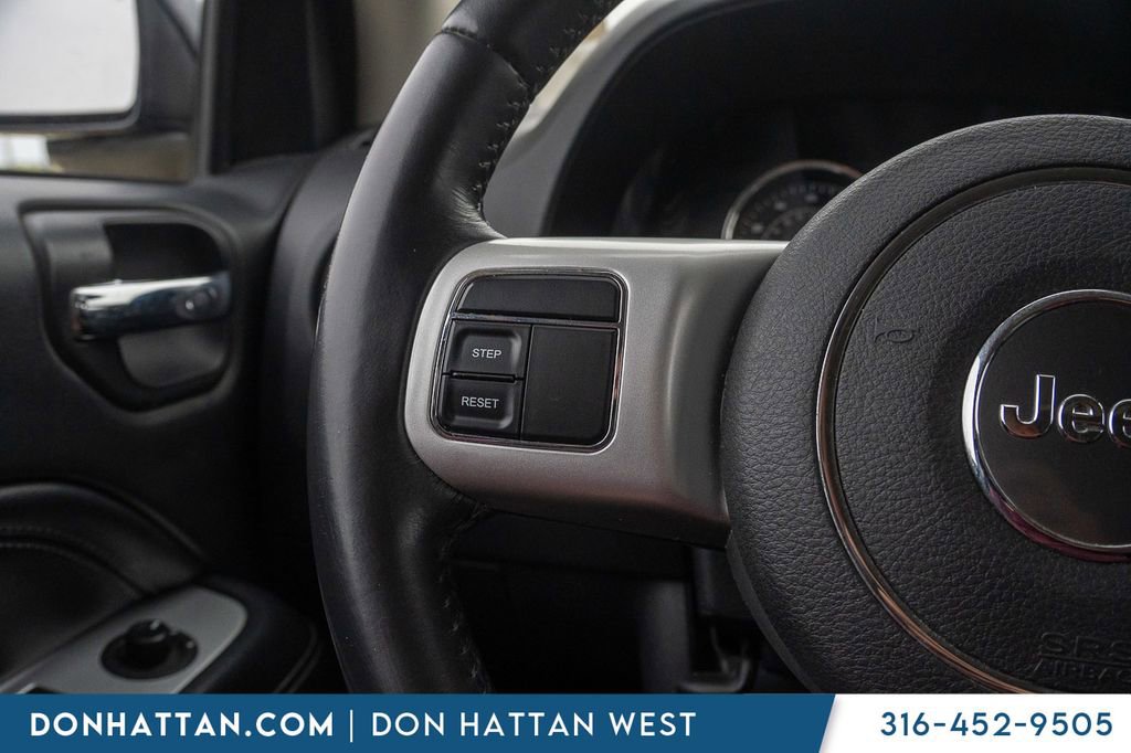 Used 2017 Jeep Compass High Altitude AWD/4WD image 10