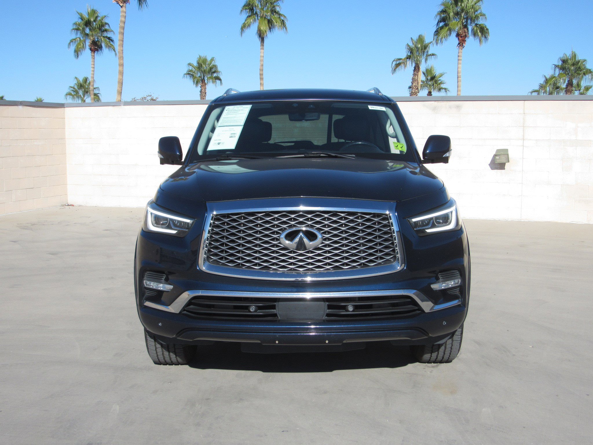 Used 2021 INFINITI QX80 Luxe image 3