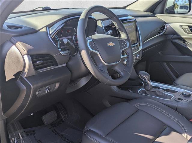 Used 2023 Chevrolet Traverse LT image 9