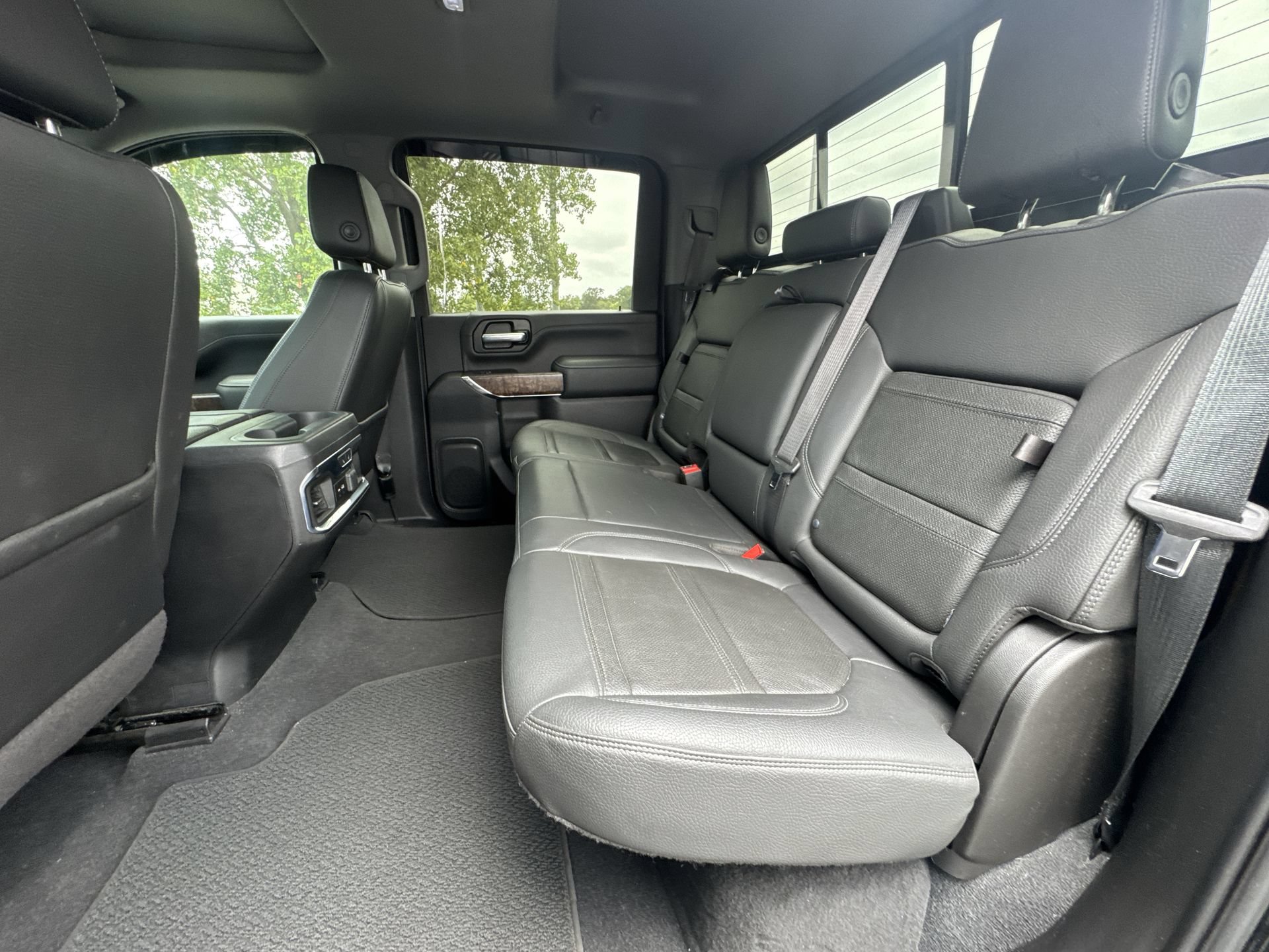 Used 2020 GMC Sierra 2500 Denali w/ Denali Ultimate Package AWD/4WD image 23