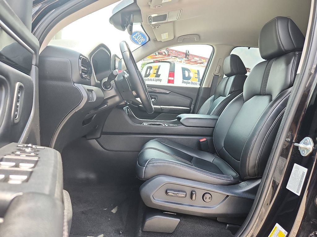 Used 2023 Honda Pilot EX-L image 9