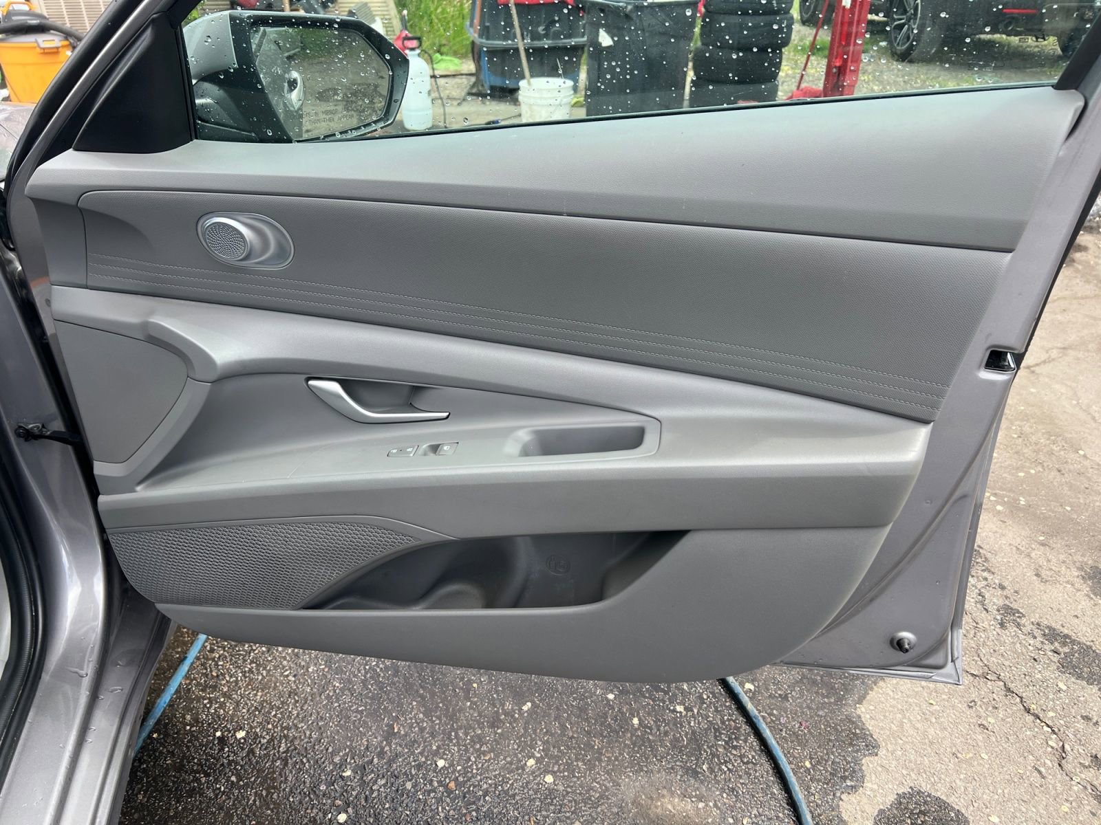 Used 2024 Hyundai Elantra Blue FWD image 18