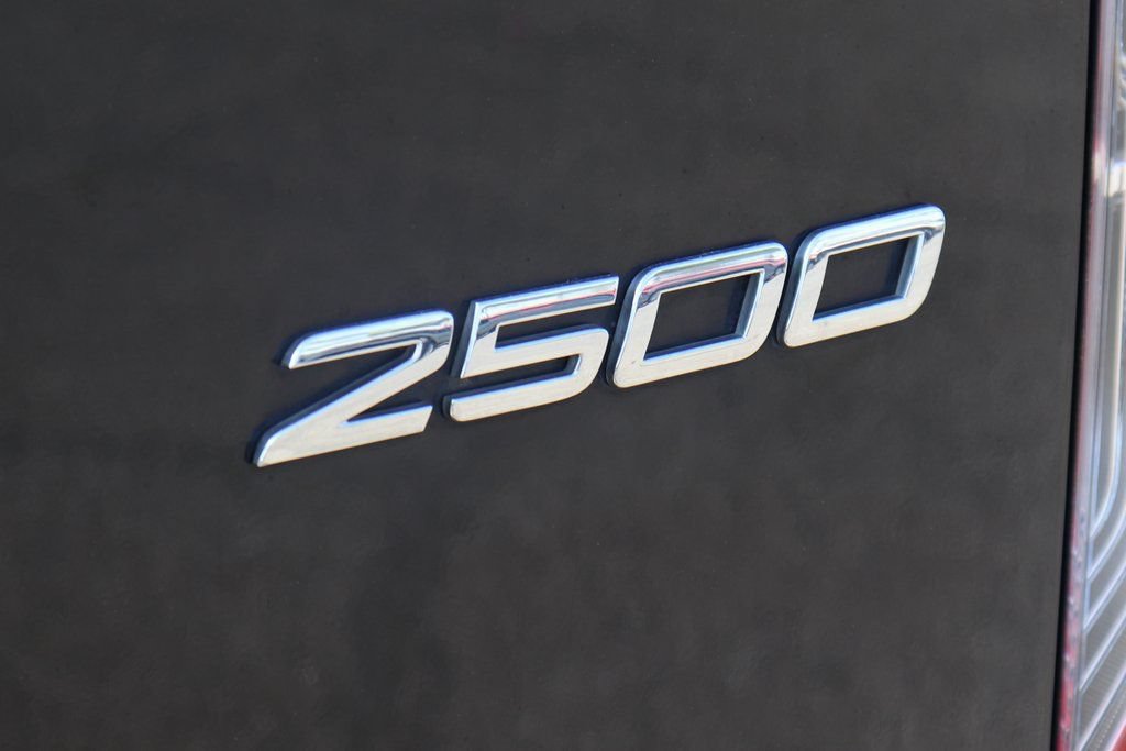Used 2023 Mercedes-Benz Sprinter 2500 image 44
