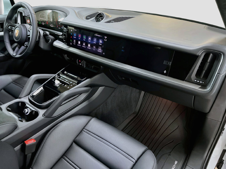 New 2026 Porsche Cayenne GTS AWD/4WD image 31