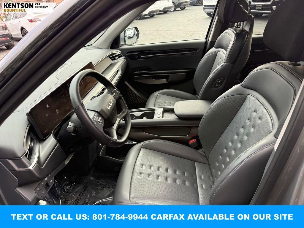 Used 2024 Kia EV9 Wind image 30