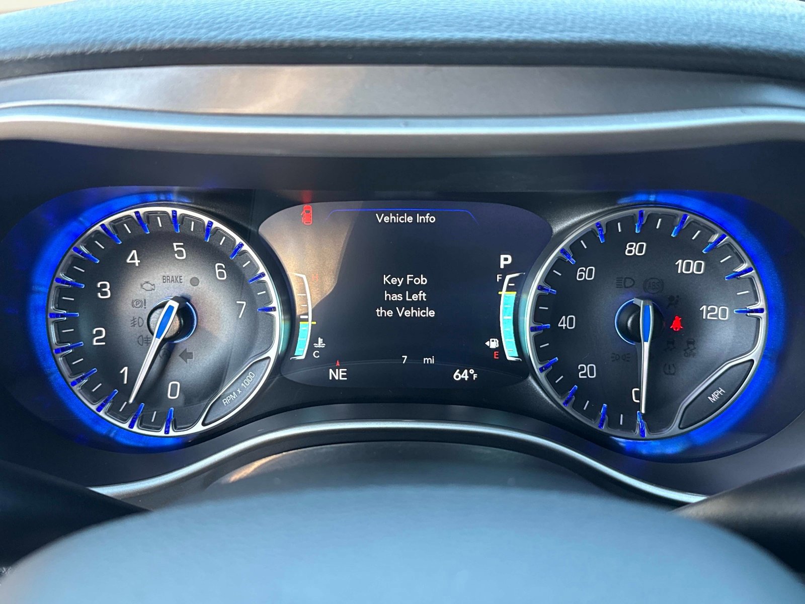 New 2026 Chrysler Pacifica Select image 27