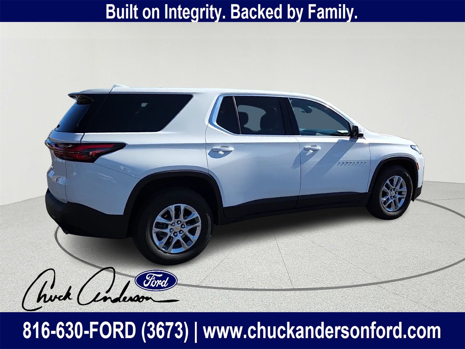 Used 2023 Chevrolet Traverse LS video 3