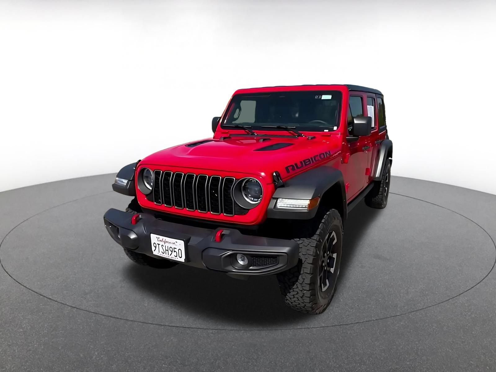 Used 2025 Jeep Wrangler Unlimited Rubicon AWD/4WD image 7