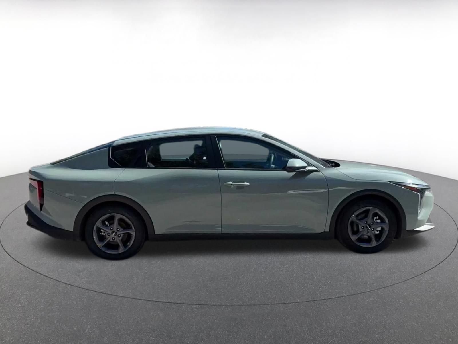 Used 2026 Kia K4 FWD image 15