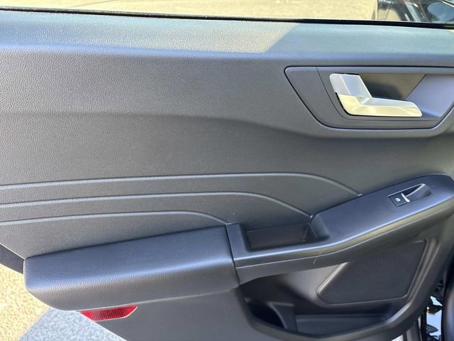 New 2026 Ford Escape SE image 19