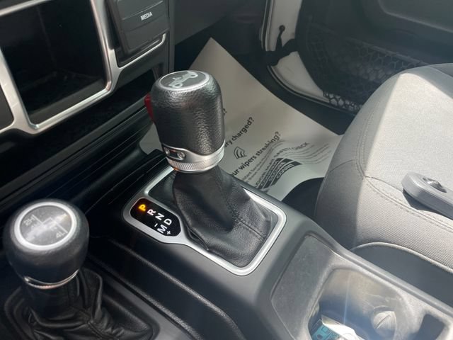 Used 2018 Jeep Wrangler Unlimited Sport AWD/4WD image 15