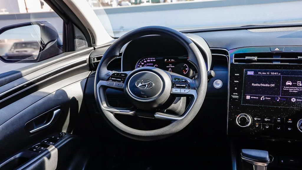 Used 2023 Hyundai Tucson SEL FWD image 18