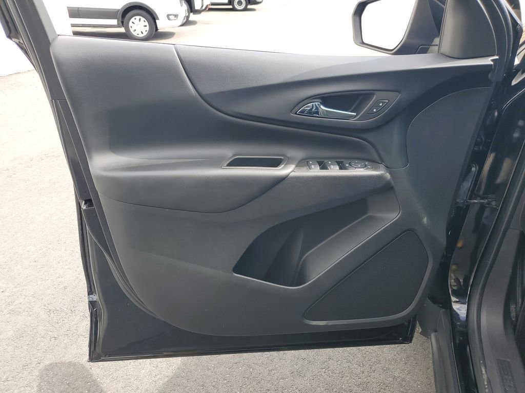 Used 2022 Chevrolet Equinox LT image 20