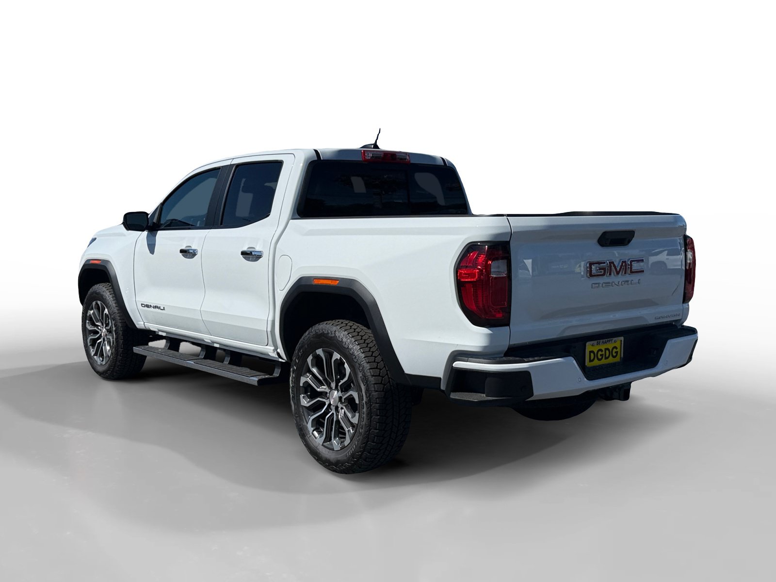 New 2026 GMC Canyon Denali AWD/4WD image 3