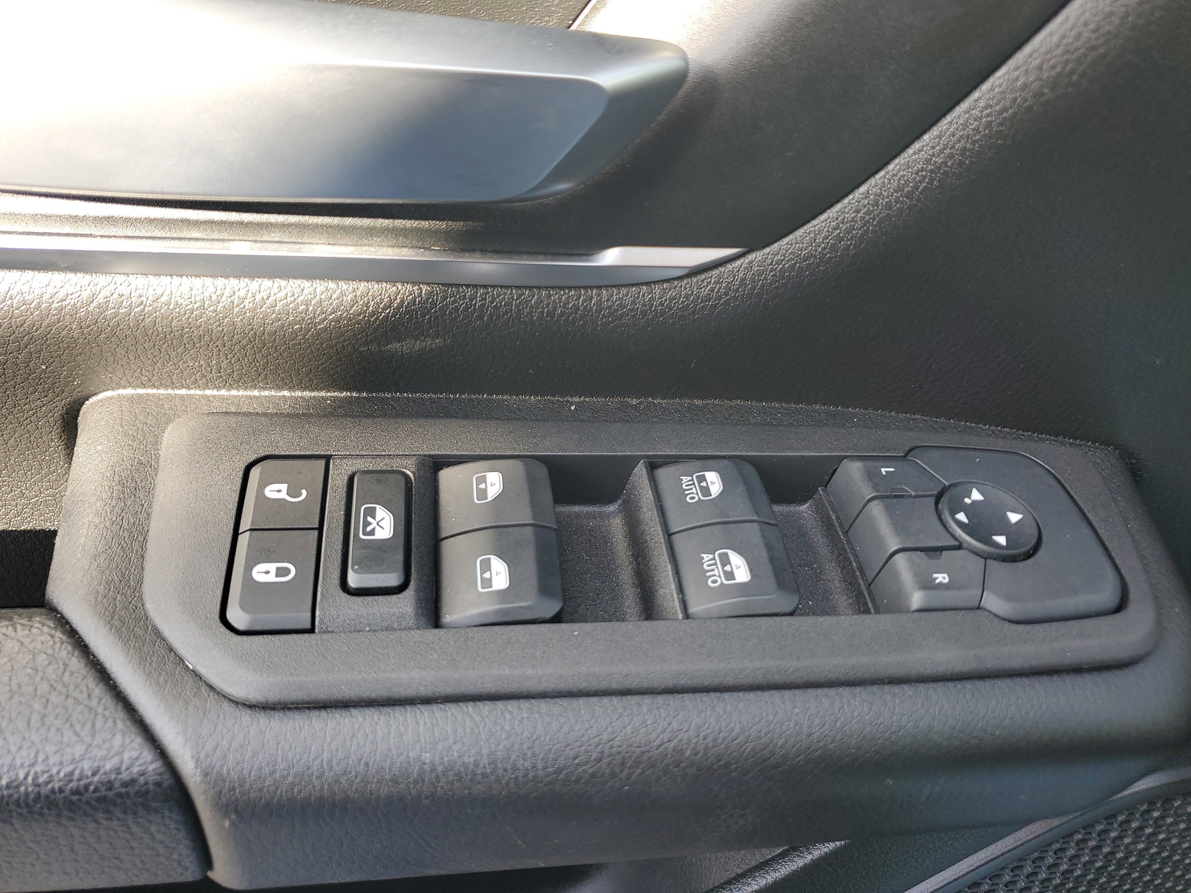 Used 2025 RAM 1500 Big Horn image 25