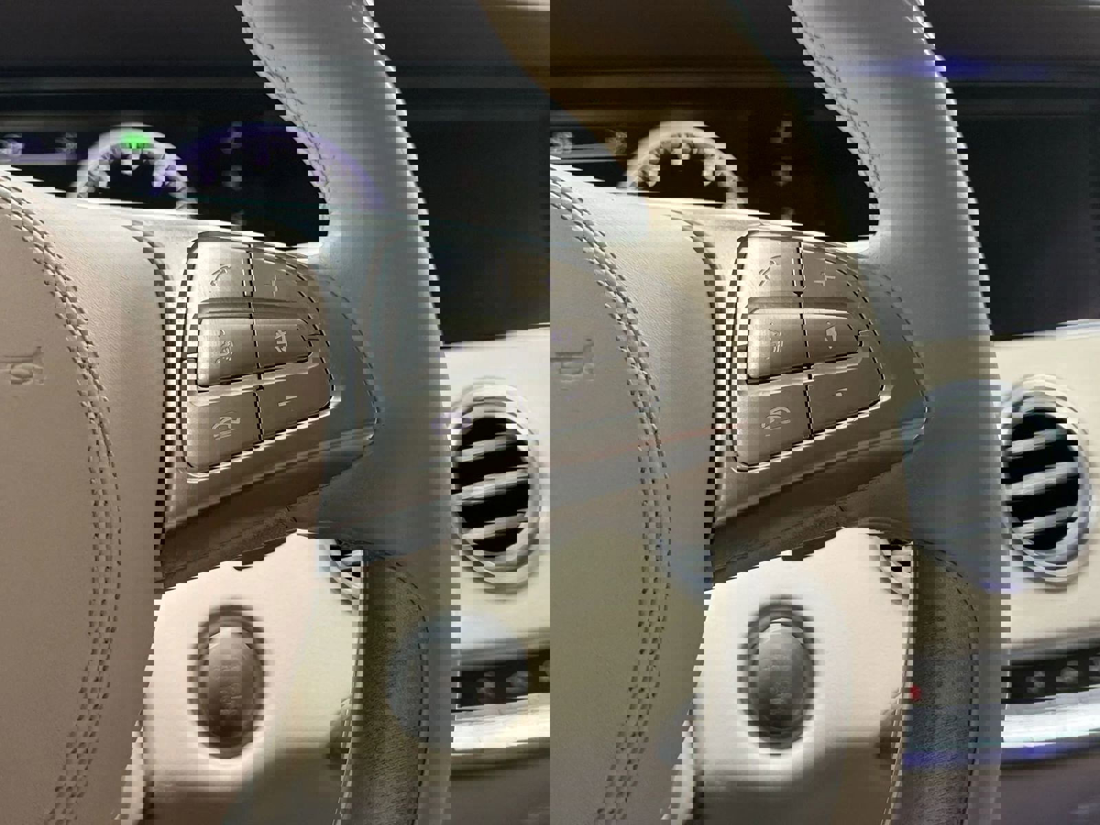 Used 2016 Mercedes-Benz S 550 4MATIC image 24