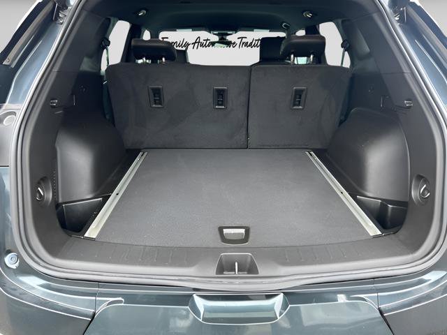 Used 2020 Chevrolet Blazer Premier w/ Driver Confidence II Package image 12