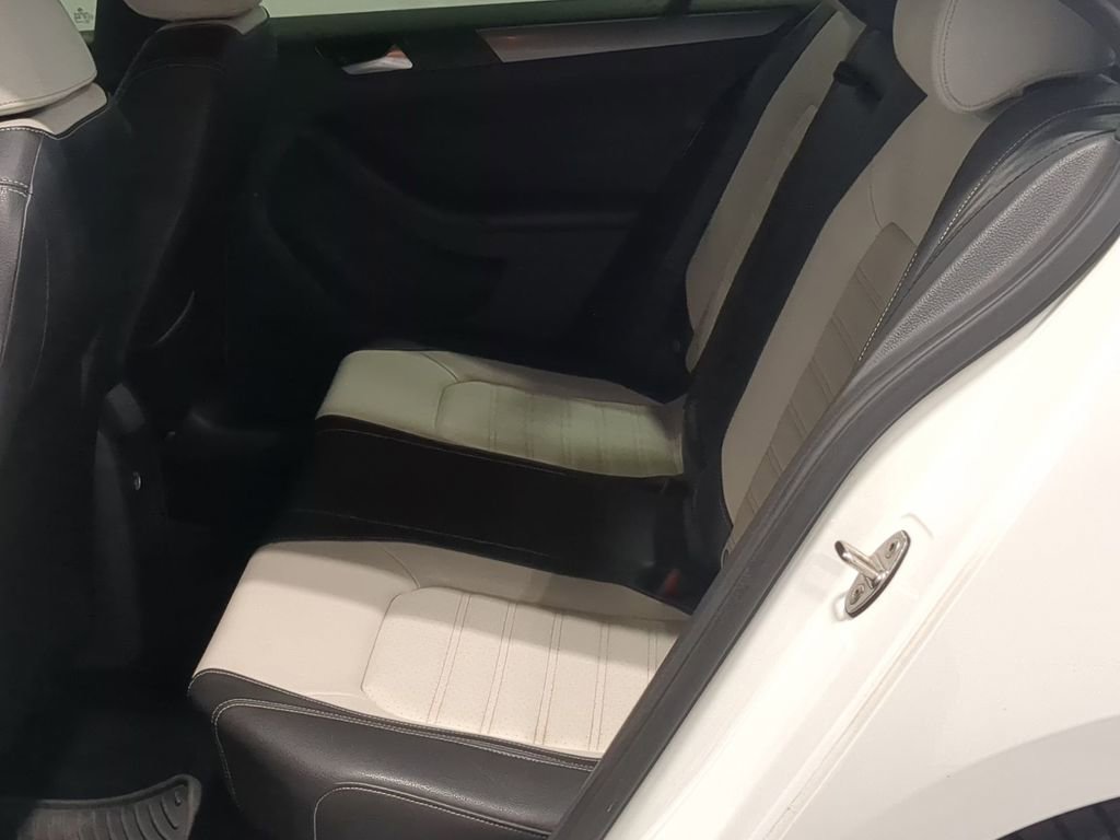 Used 2016 Volkswagen Jetta Sport FWD image 22