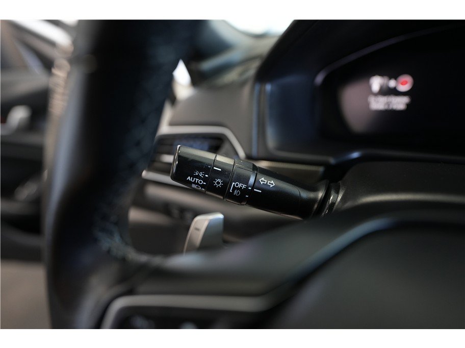 Used 2018 Honda Accord Sport image 23