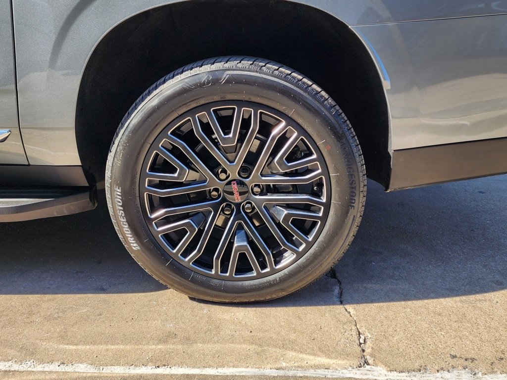 New 2026 GMC Yukon XL Elevation image 58