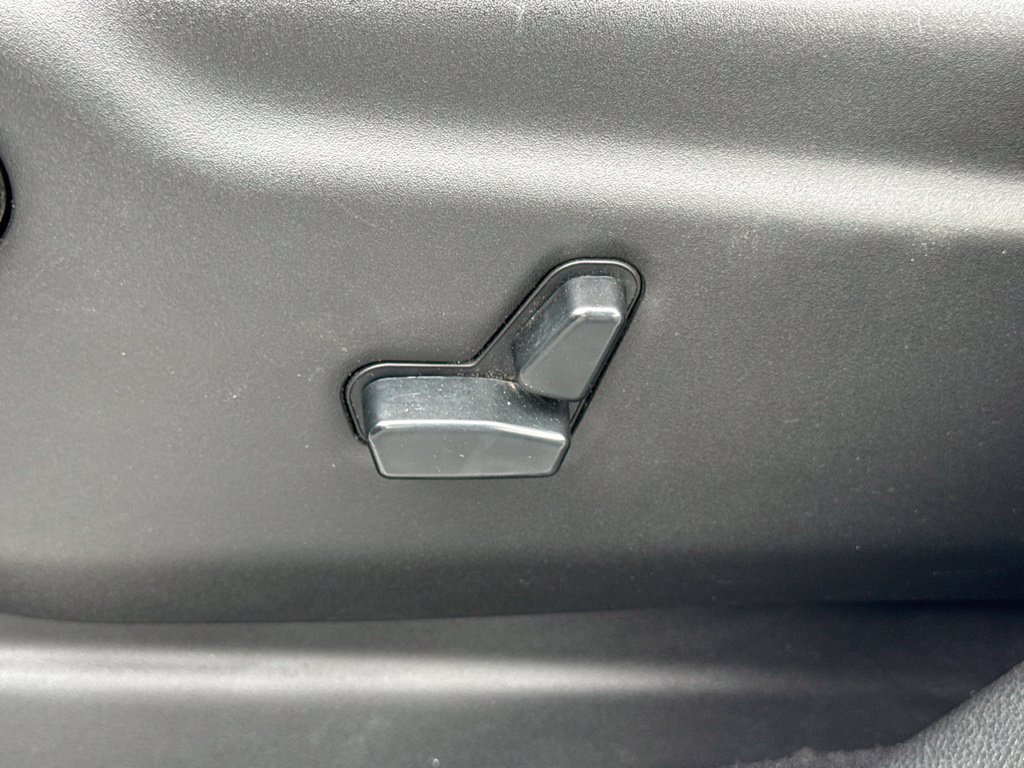 Used 2019 Dodge Durango GT RWD image 21