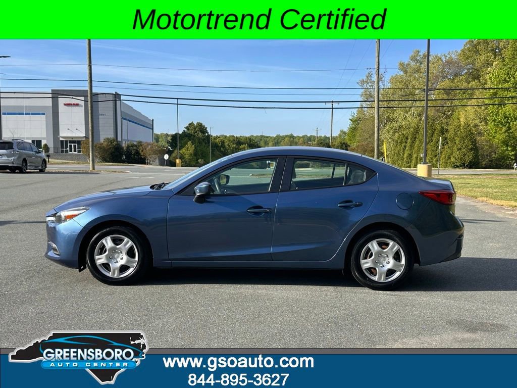 Used 2018 MAZDA MAZDA3 Sport FWD image 2