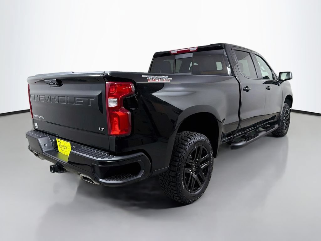 Used 2025 Chevrolet Silverado 1500 LT Trail Boss w/ Convenience Package II AWD/4WD image 6