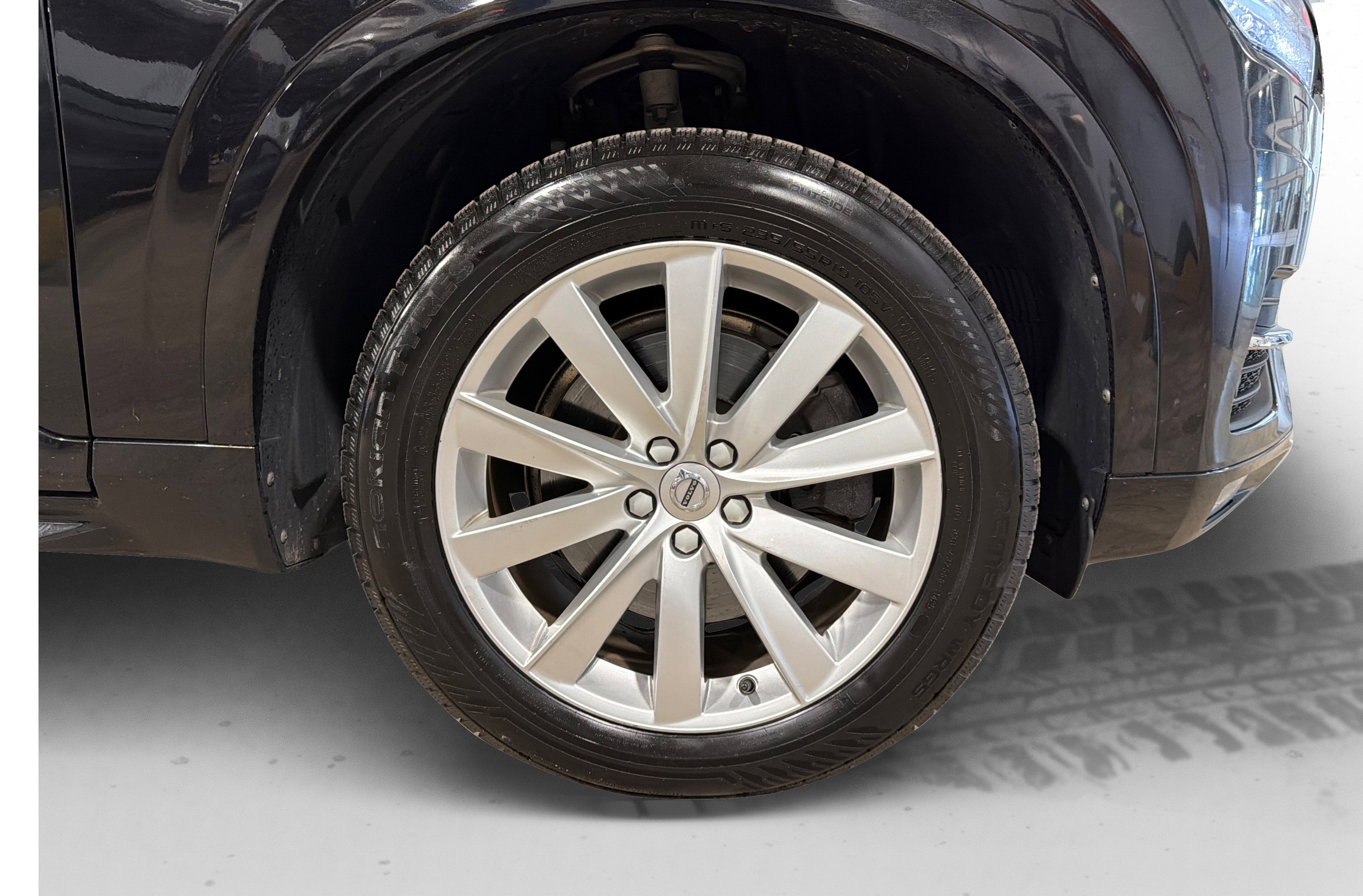 Used 2016 Volvo XC90 T6 Momentum w/ Momentum Plus Package AWD/4WD image 51