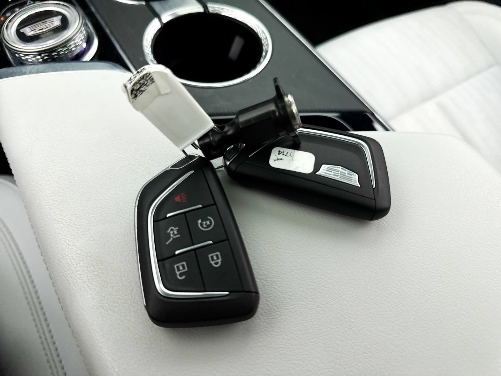 Used 2024 Cadillac Lyriq Luxury AWD/4WD image 34